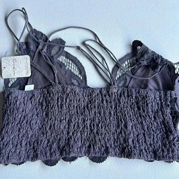 Free people - Picture 3 of 3